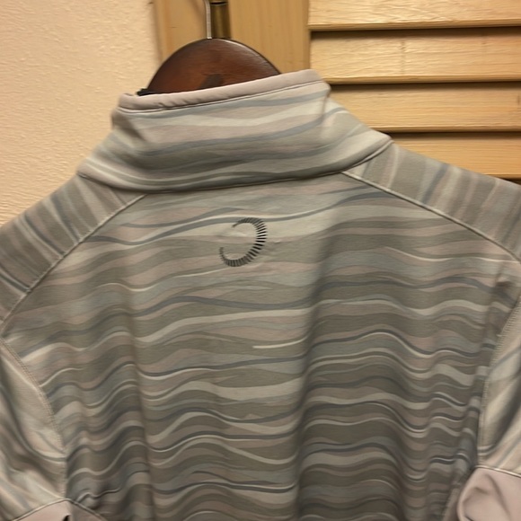 Top Golf men Zero Restriction gray Long Sleeve Windbreaker Size S new - Picture 6 of 9